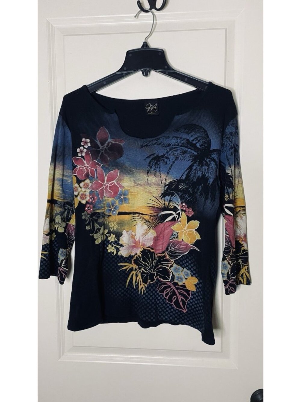 Katina Marie Womens M Y2K Whimsigoth Tropical Floral Rhinestone 3/4 Sleeve Top
